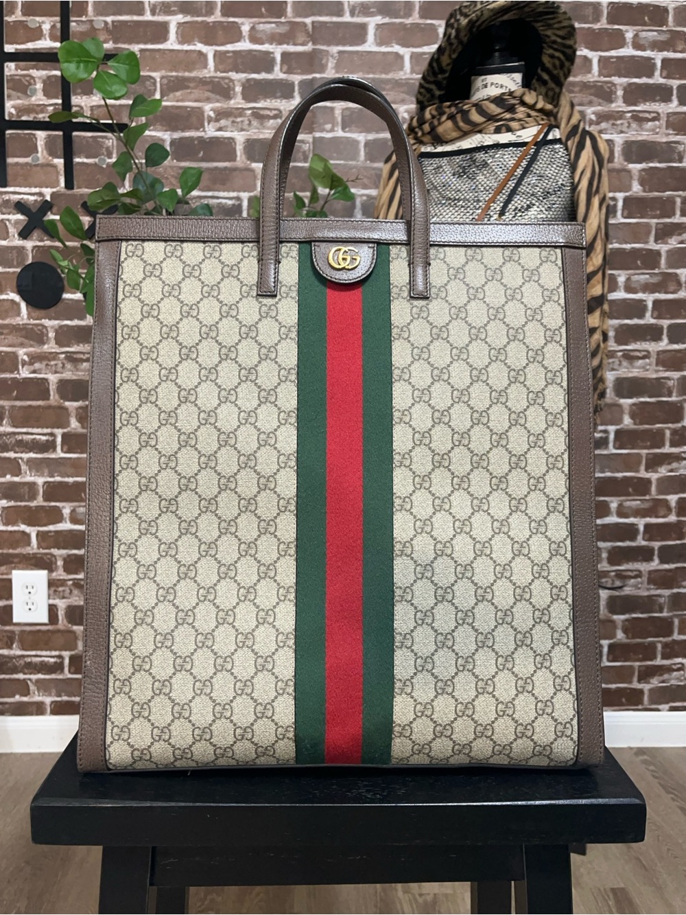 Gucci Beige/Ebony Supreme GG Coated Canvas Frame Top Ophidia Tote Bag